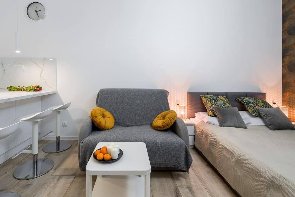 Charming Apartment In Calm And Central Area Cracovia Exterior foto